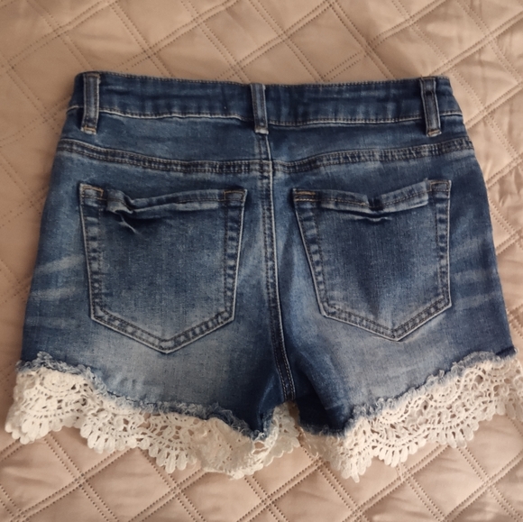 Ardene Denim Shorts - Picture 3 of 4